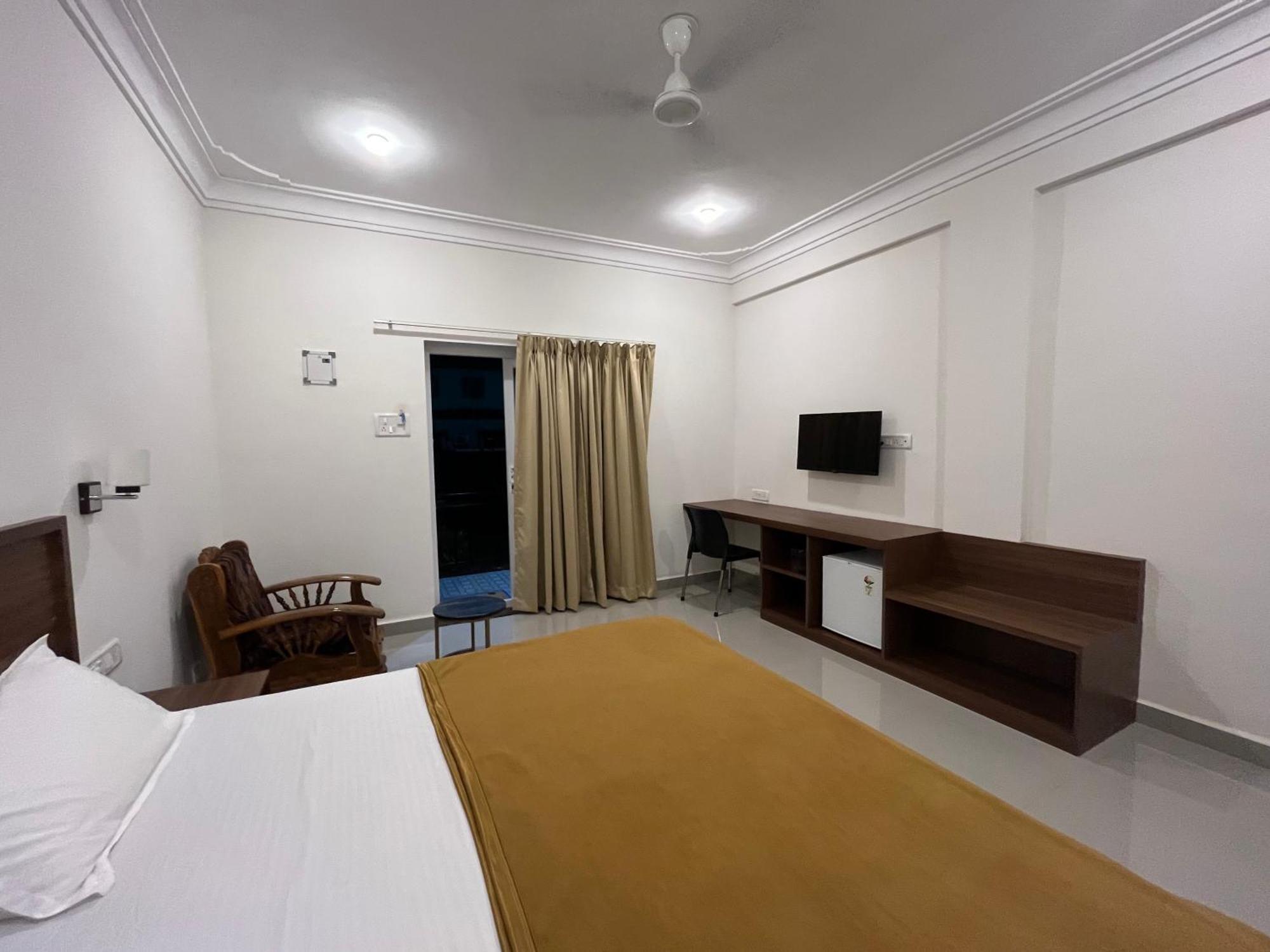 Morjim Sunset Guesthouse - 300 Meter To Morjim Beach Exterior foto